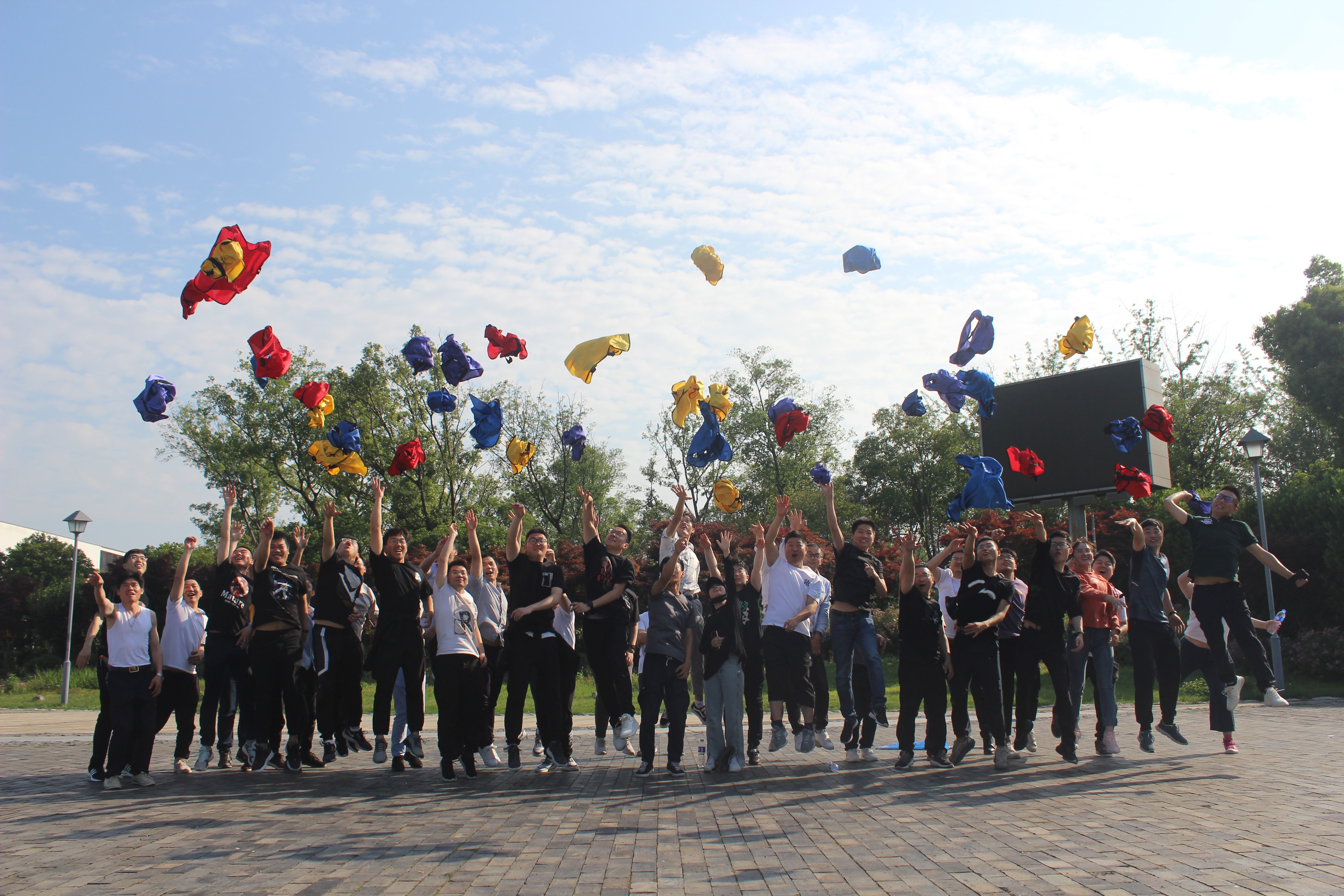 “激情挑戰(zhàn)，同心同行，熔煉團(tuán)隊，共創(chuàng)未來” 亨通智能第三屆拓展訓(xùn)練圓滿成功(圖7)